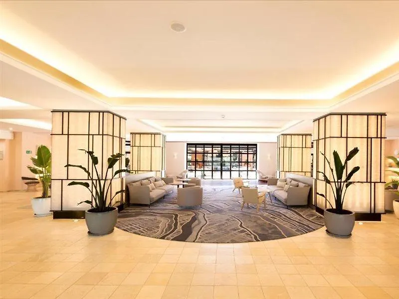 Отель Doubletree By Hilton Islantilla Beach Golf Resort