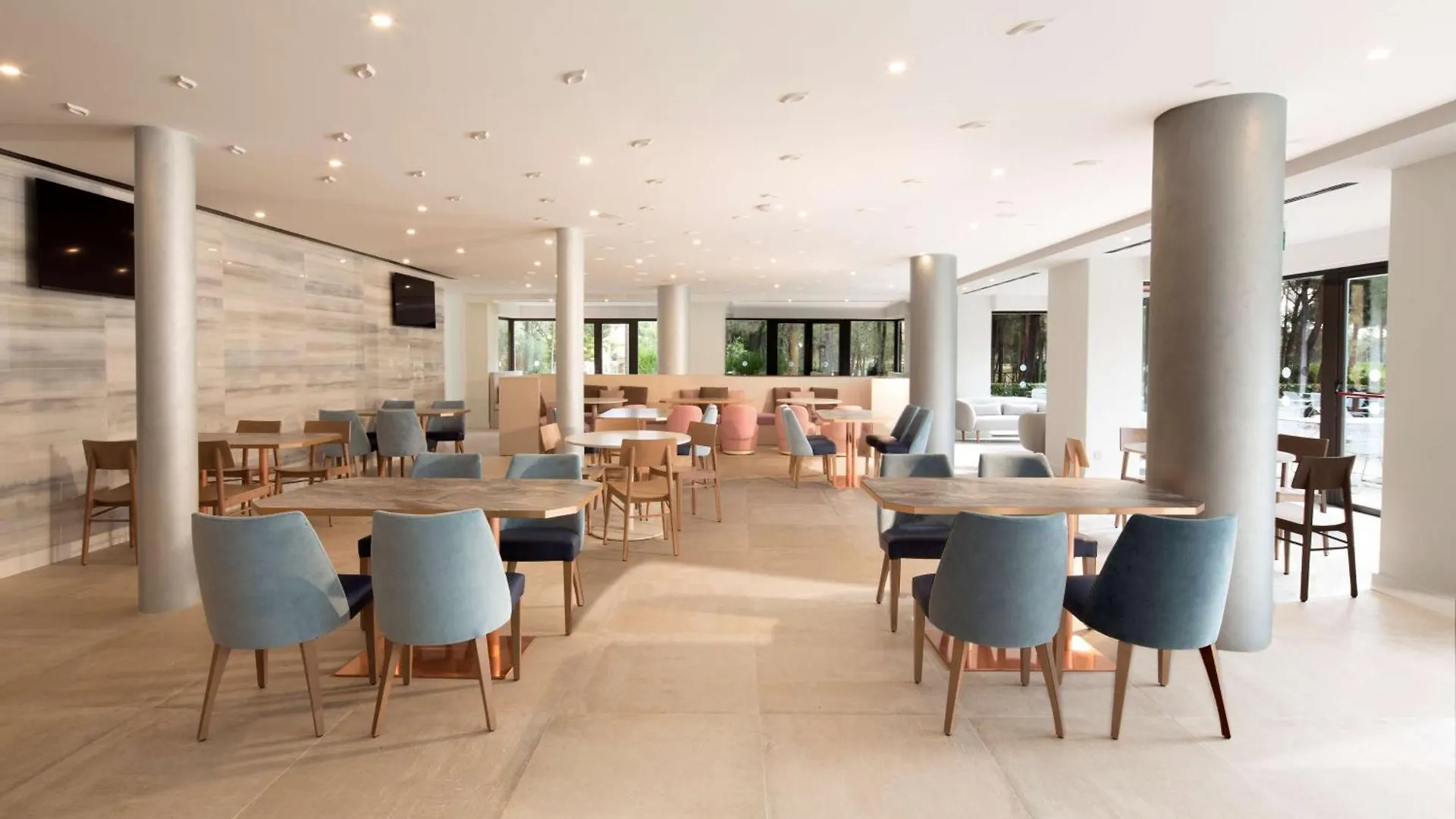 Doubletree By Hilton Islantilla Beach Golf Resort